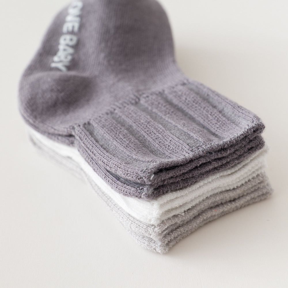 Comfortable Mid-Calf Room Socks